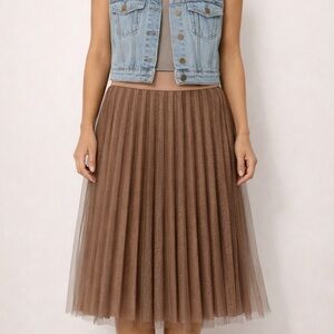 Metro Wear NWT Shimmer Pleated Midi Skirt Champagne Gold Layered Tulle Size L